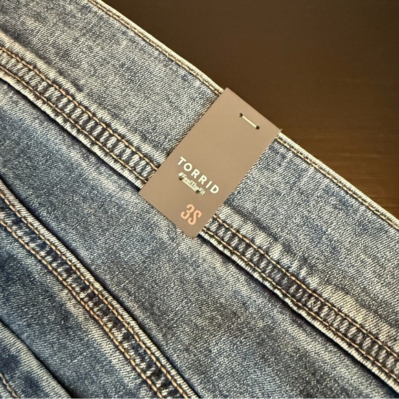 Torrid Blue lean Jean super soft Bootcut Jeans size 3X short NWT - Picture 8 of 8